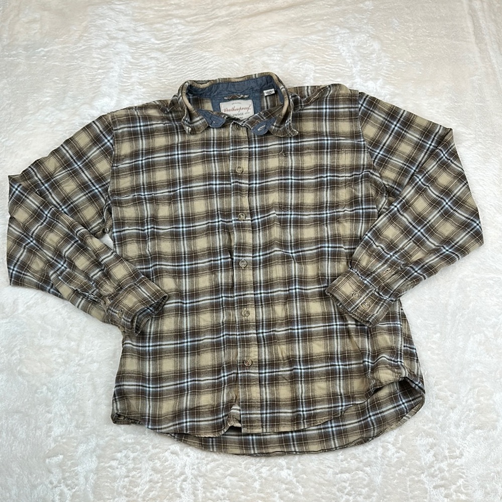 Brown and White Casual Button Down Shirt with Classic Plaid Pattern